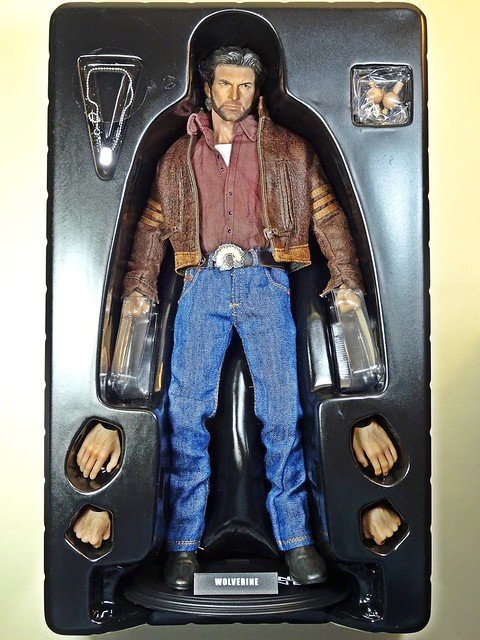 wolverine origins hot toys review